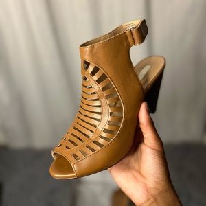 Audrey Brook low heels